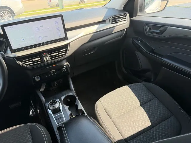 Ford Escape photo 34