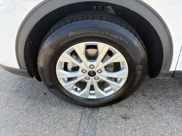 Ford Escape photo 13