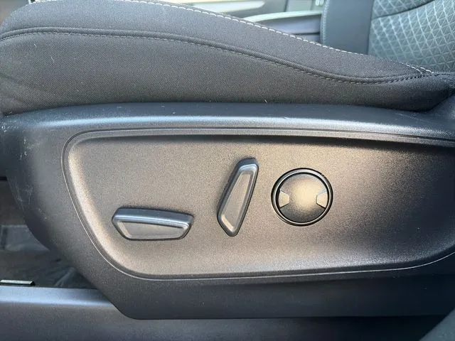 Ford Escape photo 28