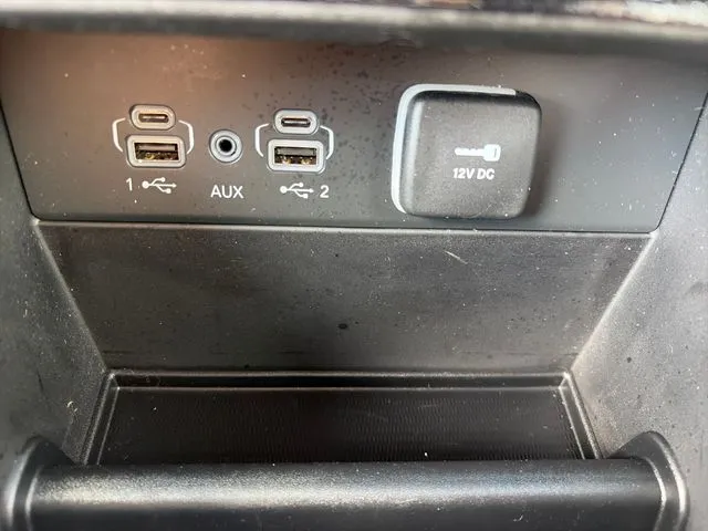 Jeep Grand Cherokee photo 57