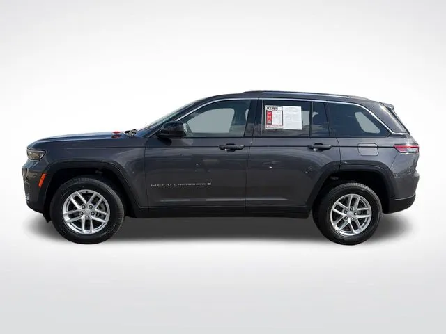 Jeep Grand Cherokee photo 3