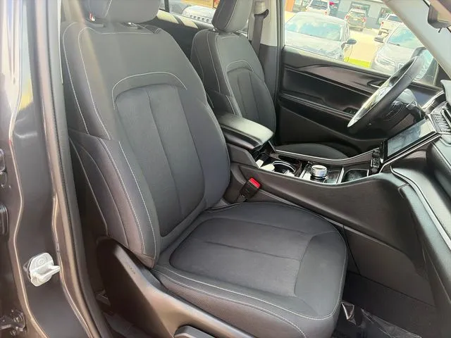 Jeep Grand Cherokee photo 38