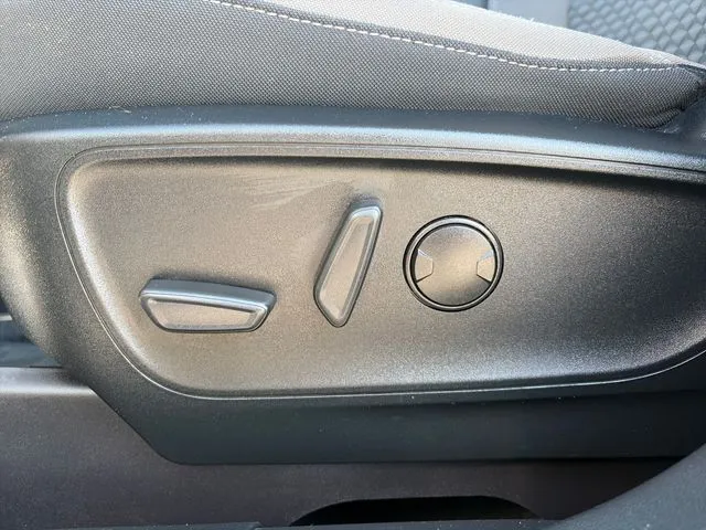 Ford Escape photo 28