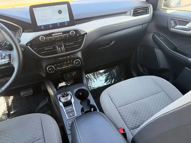 Ford Escape photo 34
