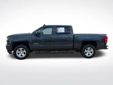 Another view of 2018 Chevrolet Silverado 1500 LT for sale in Perham, MN at Nyhus Family Sales