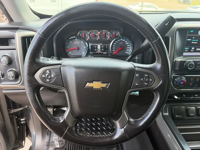 Chevrolet Silverado photo 28