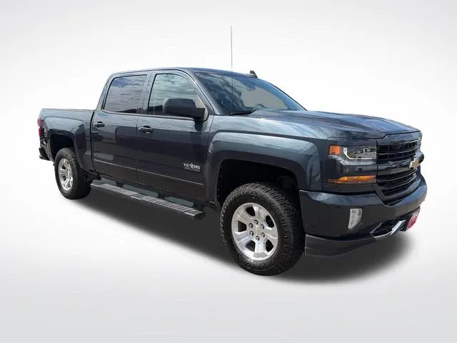 Chevrolet Silverado photo 10
