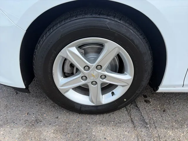Chevrolet Malibu photo 12