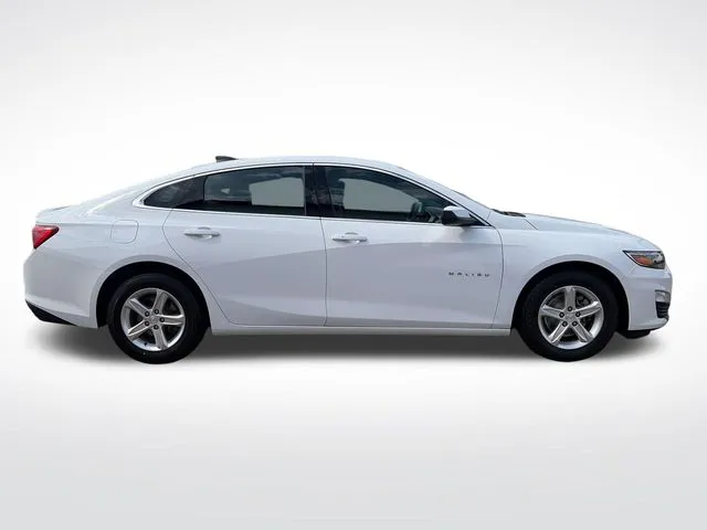 Chevrolet Malibu photo 9