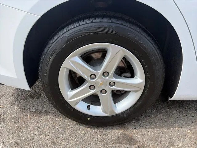 Chevrolet Malibu photo 16
