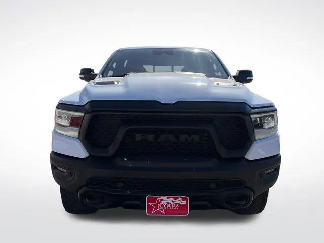 Ram 1500 photo 2
