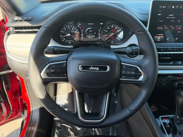 Jeep Compass photo 28