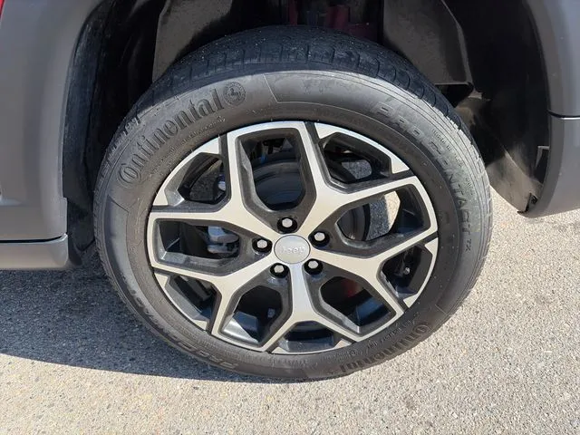 Jeep Compass photo 15