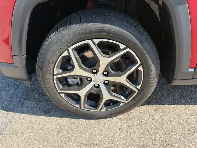 Jeep Compass photo 12
