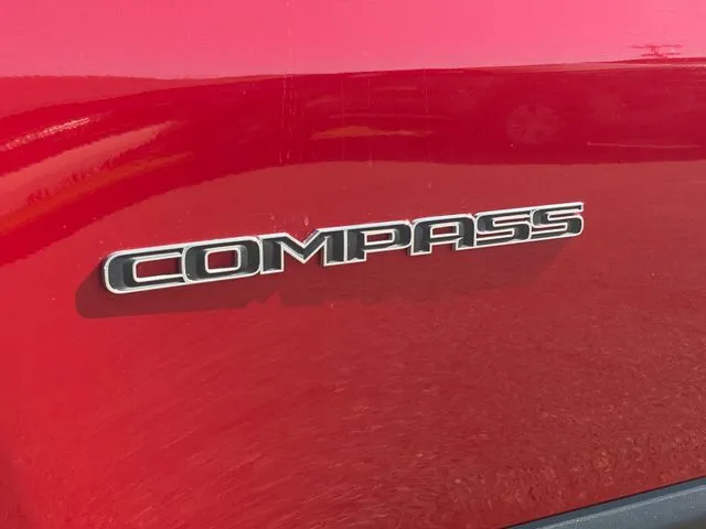 Jeep Compass photo 21