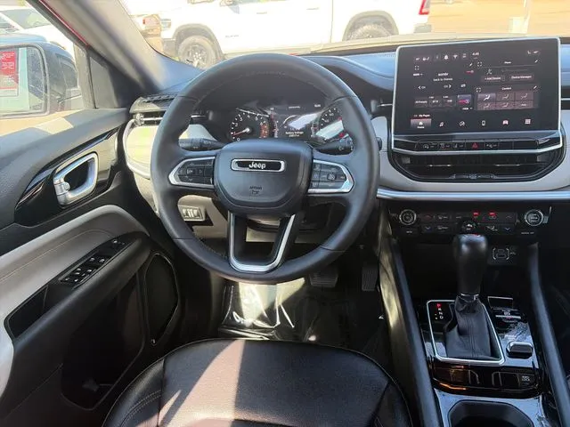 Jeep Compass photo 30