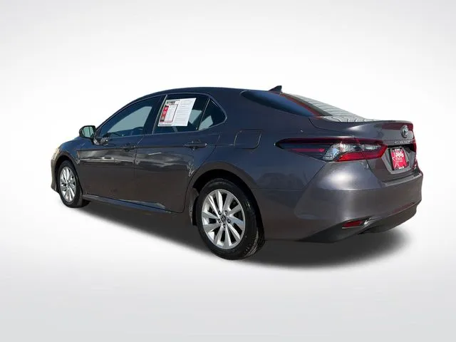 Toyota Camry photo 4