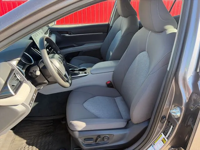 Toyota Camry photo 38