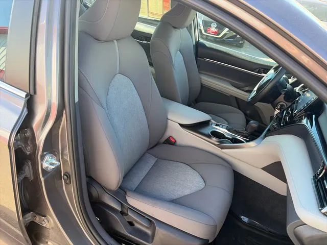 Toyota Camry photo 36