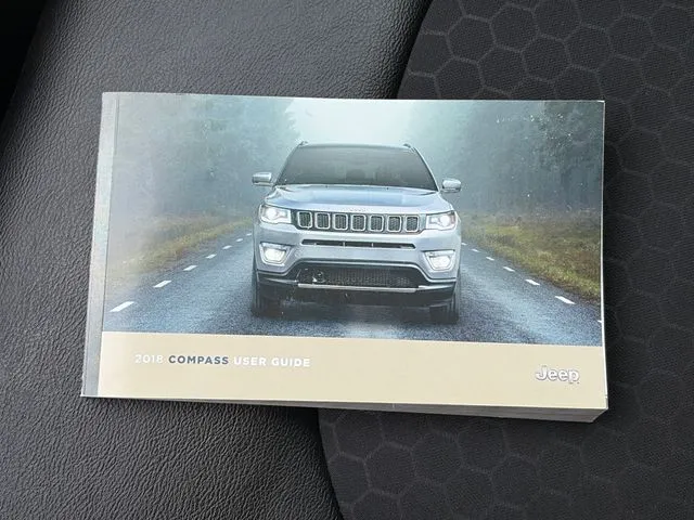Jeep Compass photo 38