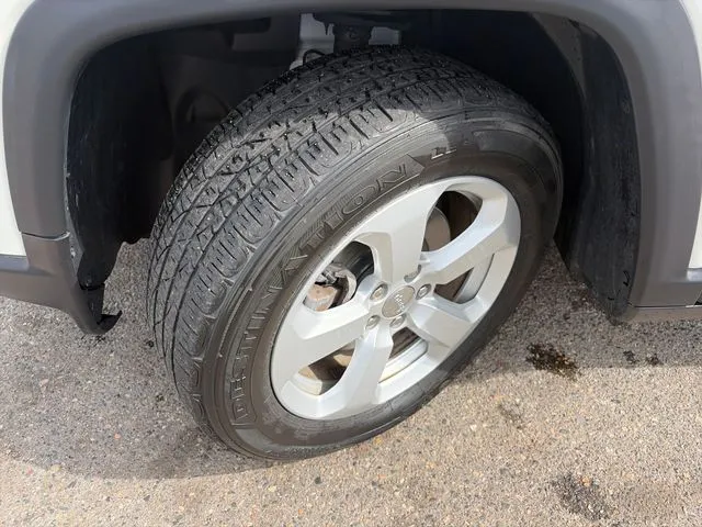Jeep Compass photo 17