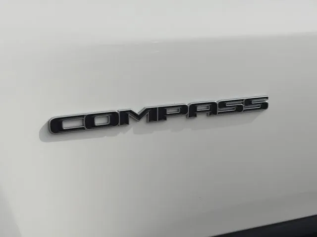 Jeep Compass photo 21