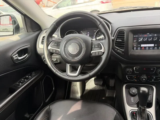 Jeep Compass photo 30