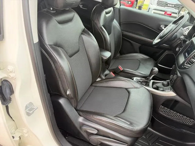Jeep Compass photo 37