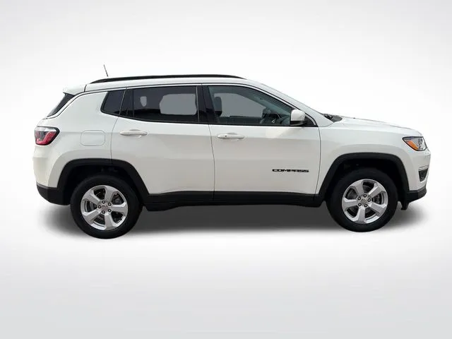 Jeep Compass photo 9