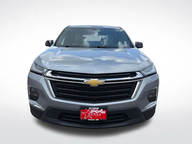 Chevrolet Traverse photo 2