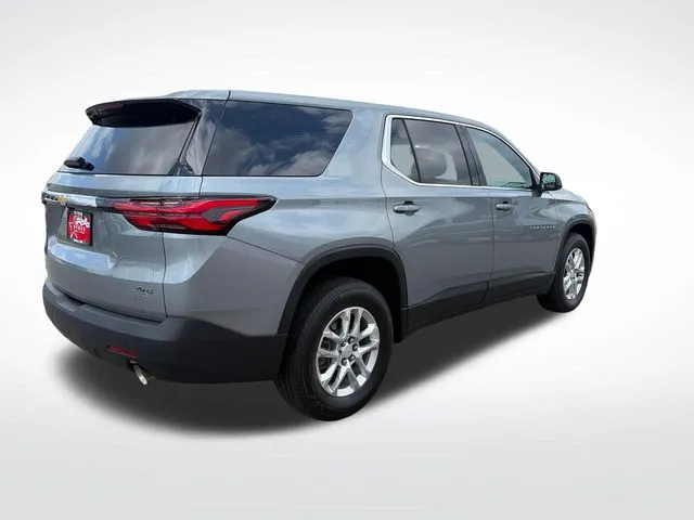 Chevrolet Traverse photo 8