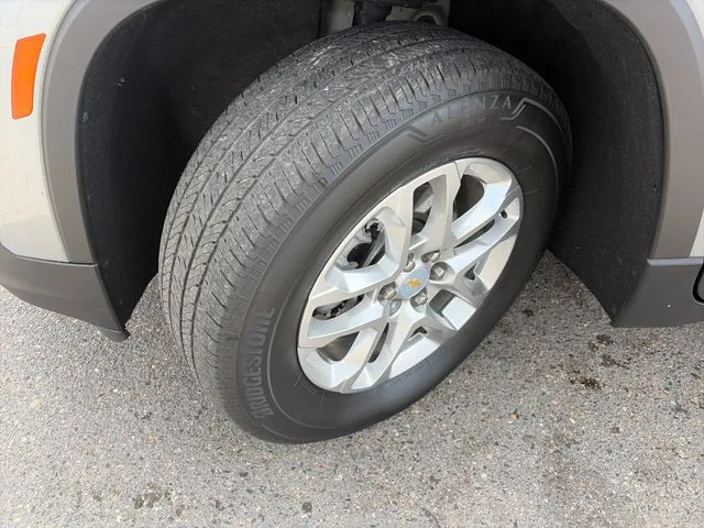 Chevrolet Traverse photo 17