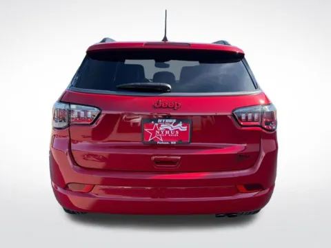 More photos of 2022 Jeep Compass Limited at Nyhus Family Sales, MN