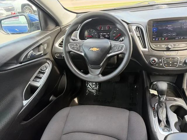Chevrolet Malibu photo 30
