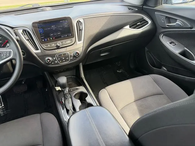 Chevrolet Malibu photo 33