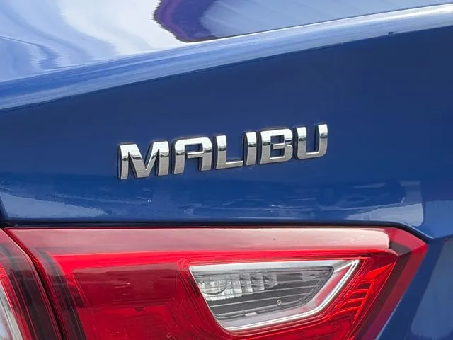 Chevrolet Malibu photo 21
