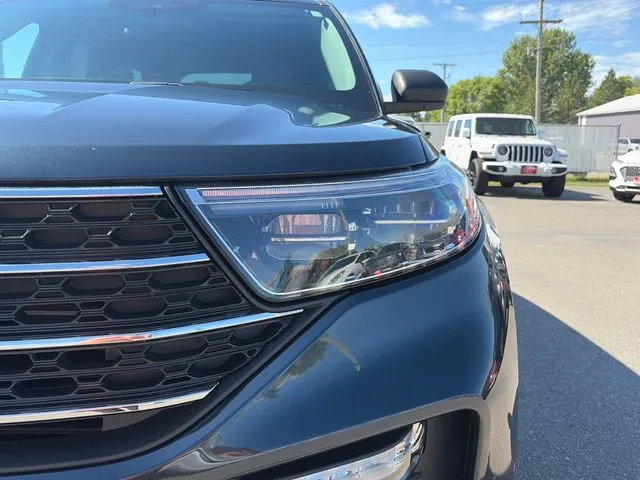 Ford Explorer photo 19