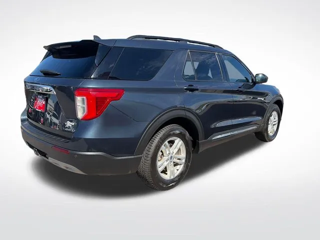 Ford Explorer photo 9