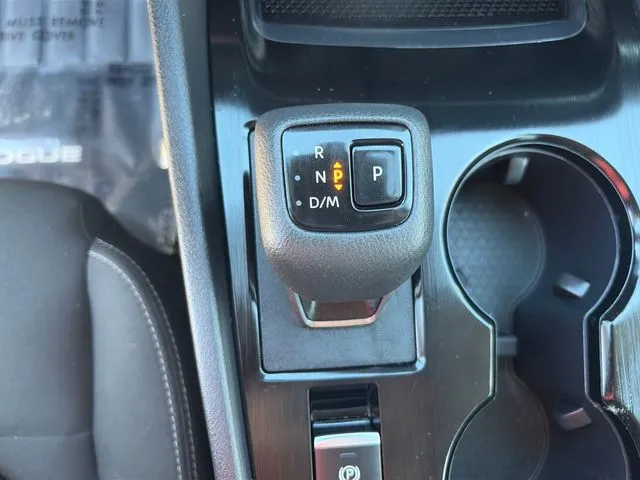 Nissan Rogue photo 34