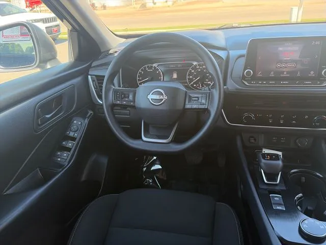 Nissan Rogue photo 29
