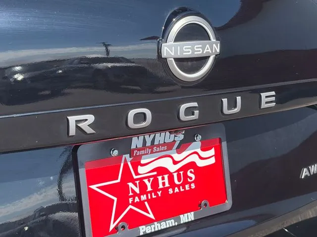 Nissan Rogue photo 20