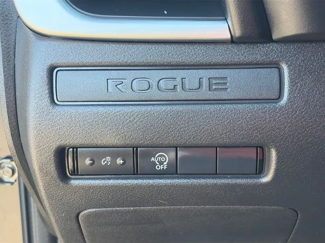 Nissan Rogue photo 52