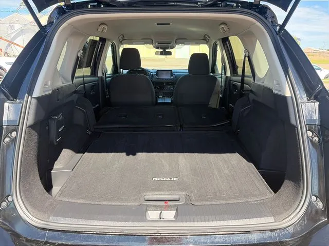 Nissan Rogue photo 39