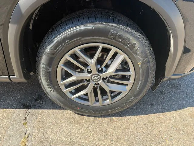 Nissan Rogue photo 13