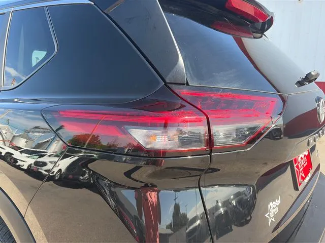 Nissan Rogue photo 19