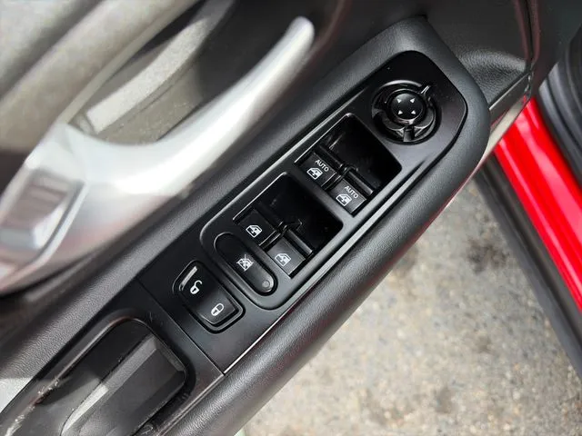 Jeep Renegade photo 25