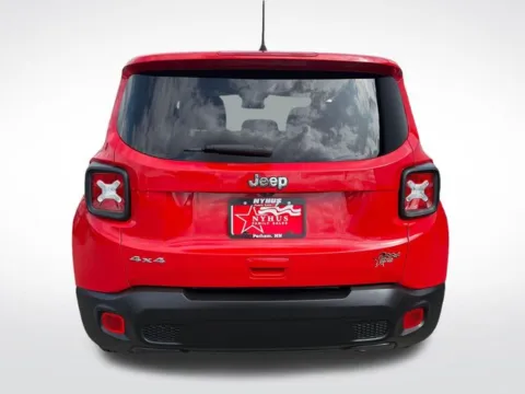 More photos of 2023 Jeep Renegade Latitude at Nyhus Family Sales, MN