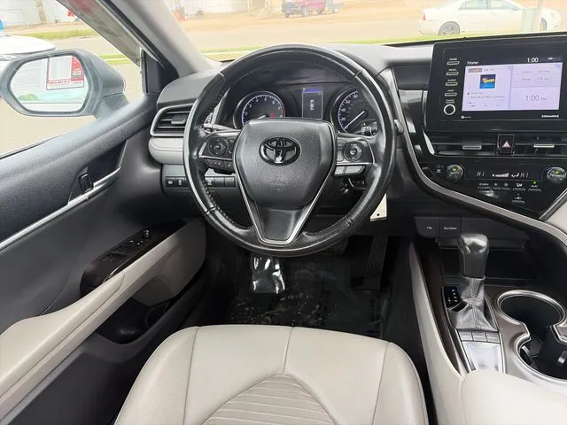 Toyota Camry photo 29