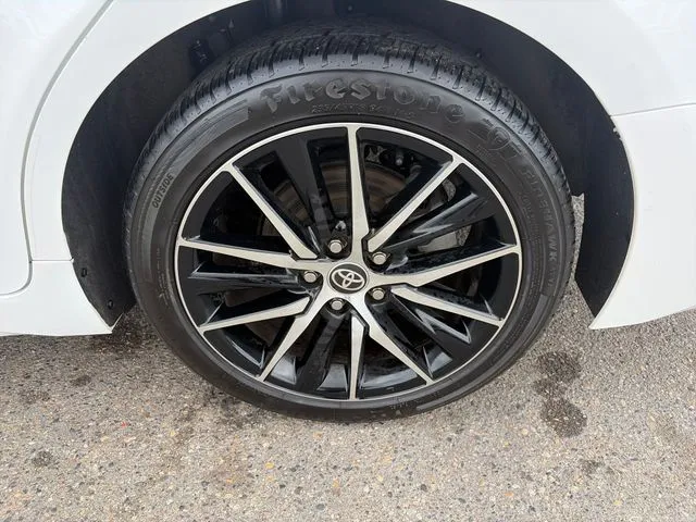 Toyota Camry photo 14
