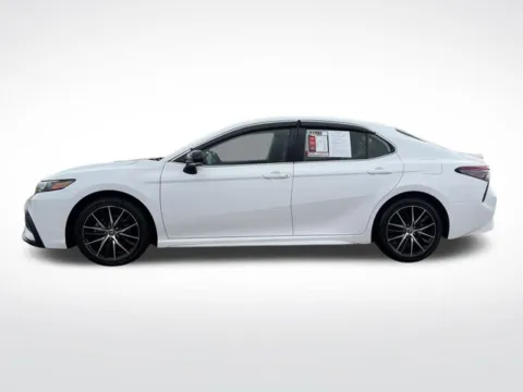 More photos of 2023 Toyota Camry SE at Nyhus Family Sales, MN